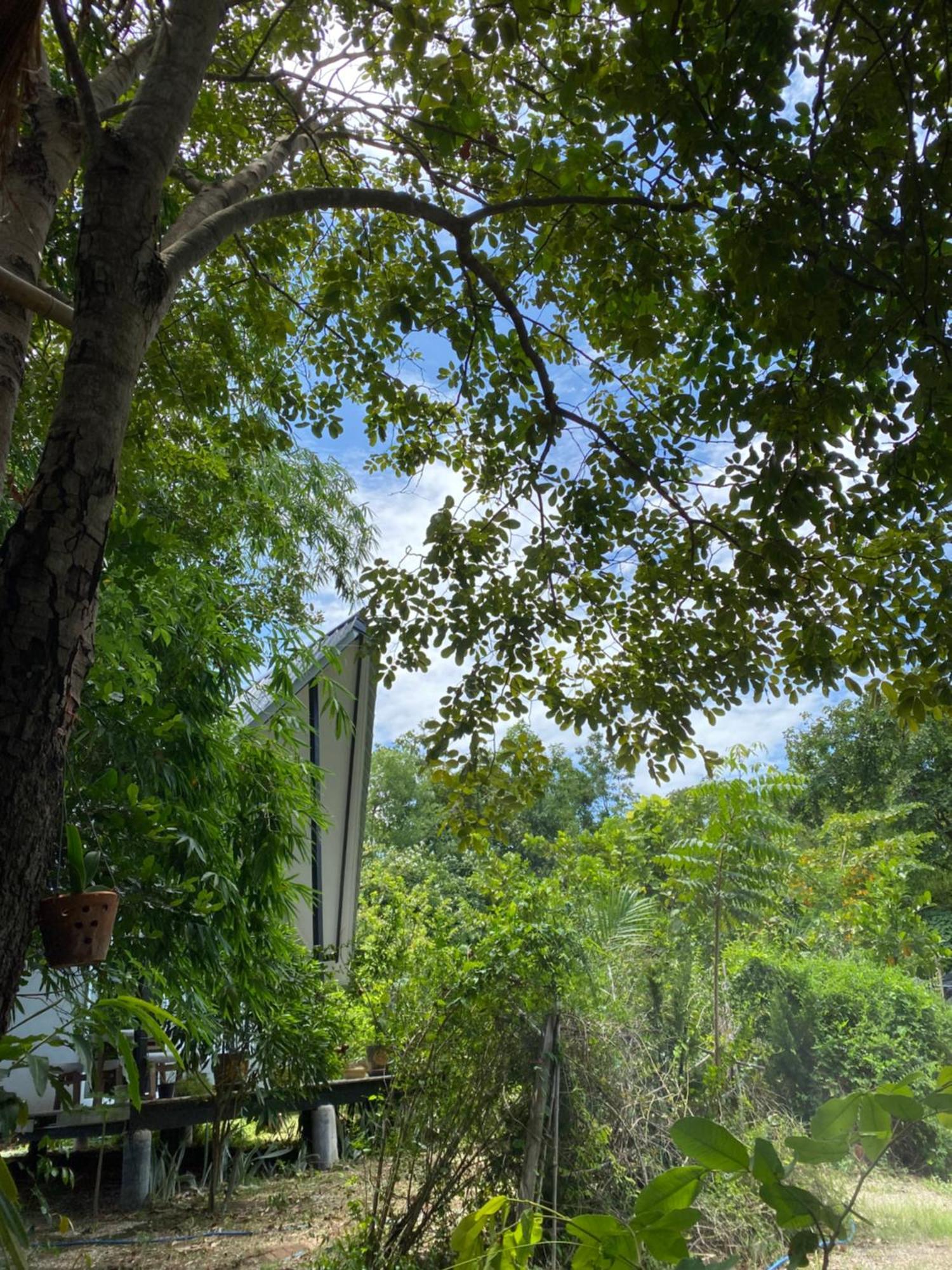 Royal Mountain View Ratchaburi Vila Exterior foto